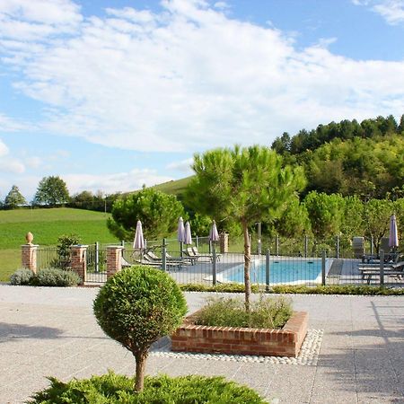 Cascina Castagneto Hotel CastellʼAlfero Buitenkant foto
