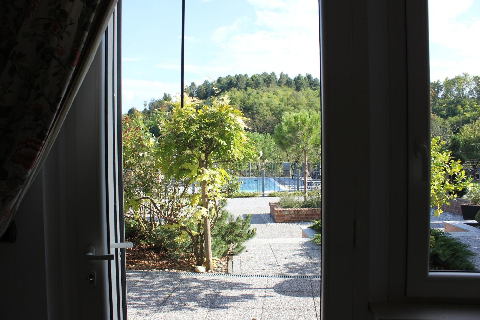 Cascina Castagneto Hotel CastellʼAlfero Buitenkant foto