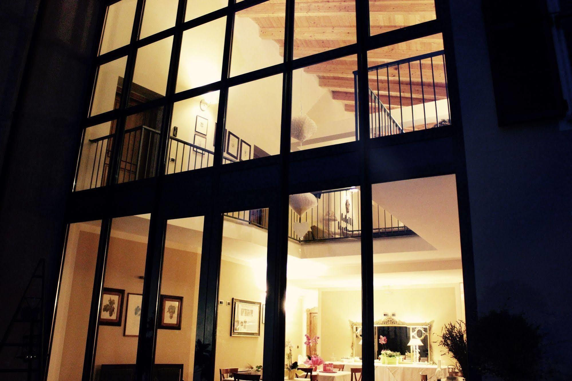 Cascina Castagneto Hotel CastellʼAlfero Buitenkant foto