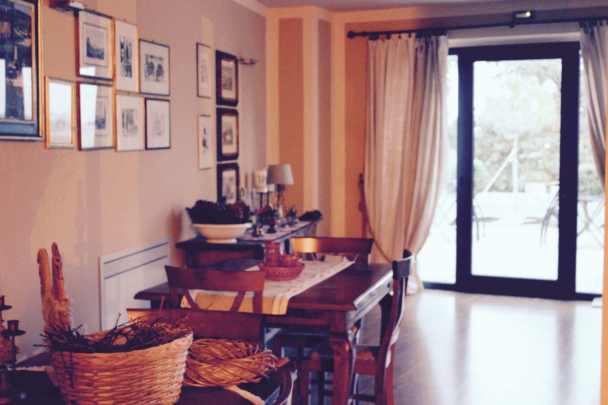 Cascina Castagneto Hotel CastellʼAlfero Buitenkant foto