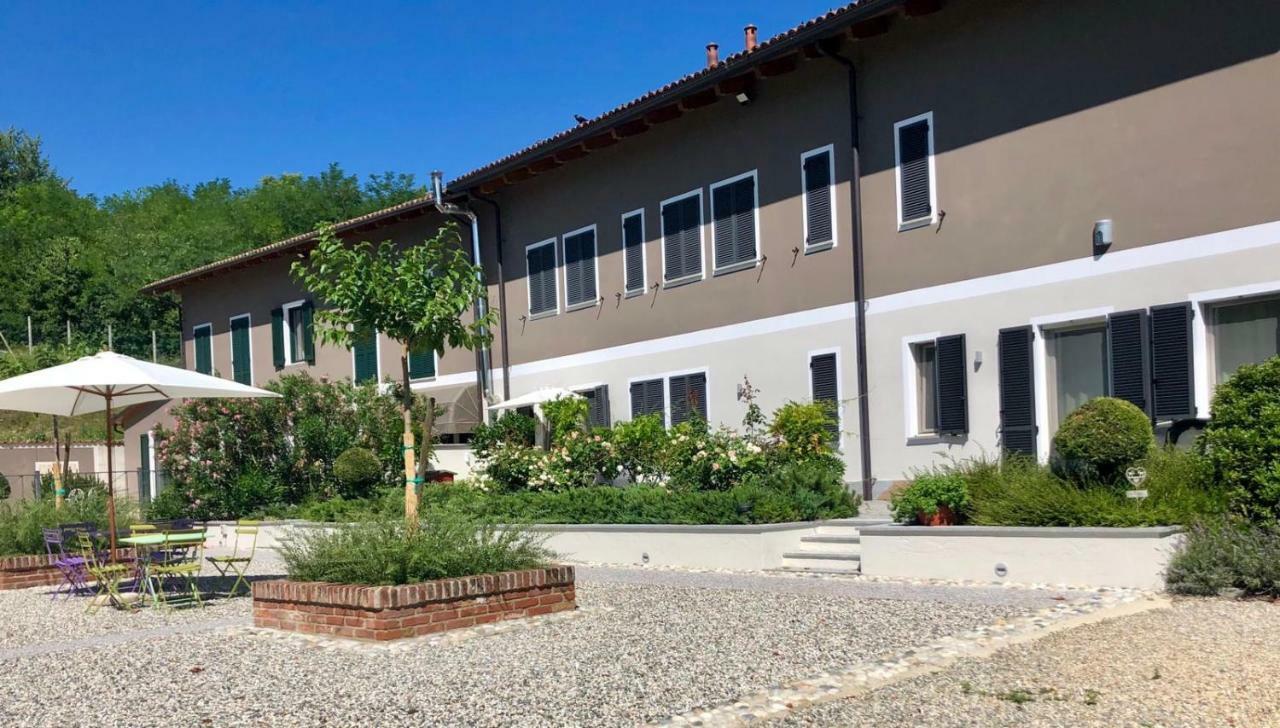Cascina Castagneto Hotel CastellʼAlfero Buitenkant foto