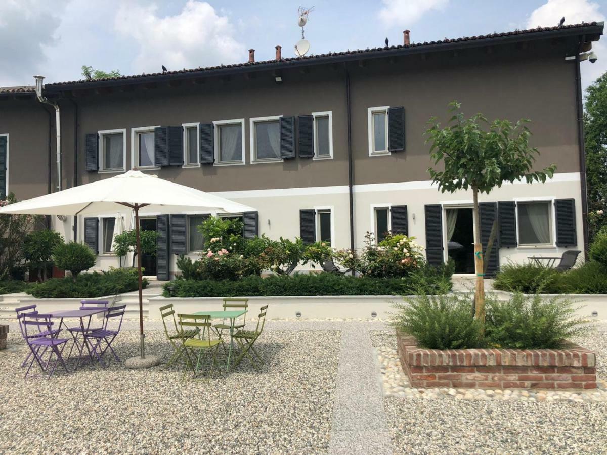 Cascina Castagneto Hotel CastellʼAlfero Buitenkant foto