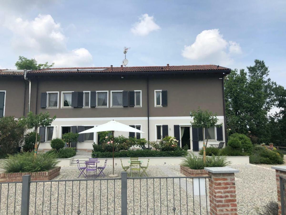 Cascina Castagneto Hotel CastellʼAlfero Buitenkant foto
